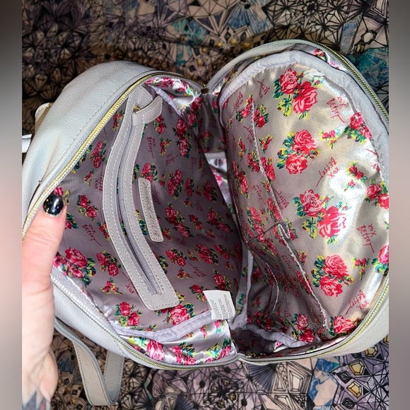 Betsy Johnson backpack - Picture 3 of 4